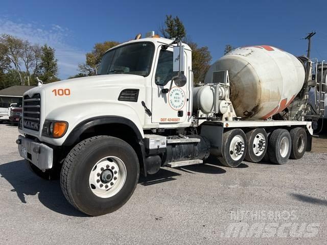 Mack CV713 Další