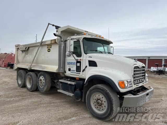 Mack CV713 Sklápěče