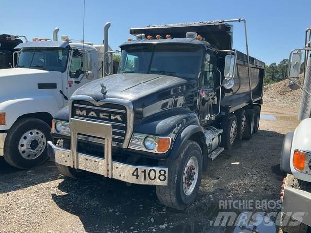 Mack CV713 Sklápěče