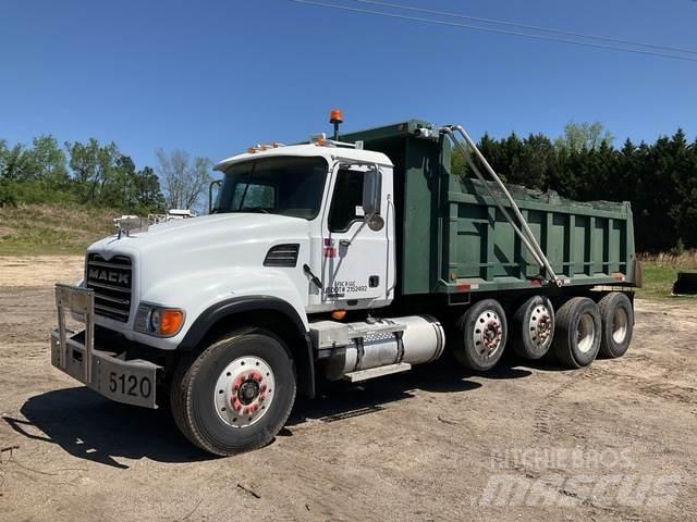 Mack CV713 Sklápěče