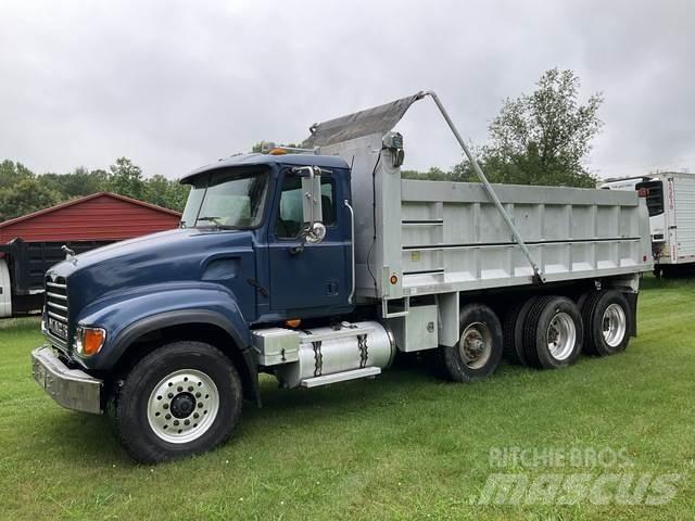 Mack CV713 Sklápěče