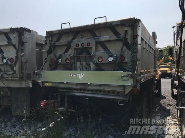 Mack CV713 Sněžné pluhy, přední sněhové radlice