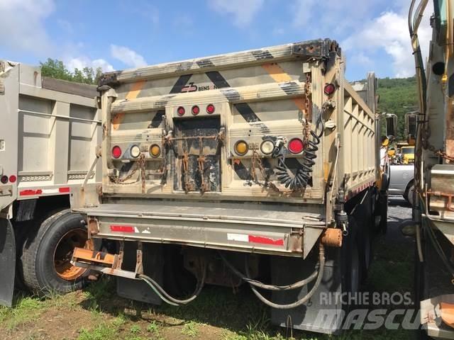 Mack CV713 Sněžné pluhy, přední sněhové radlice