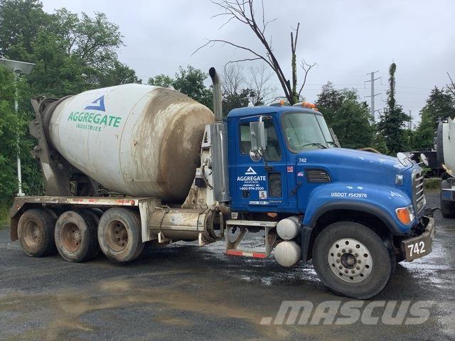 Mack CV713 Další