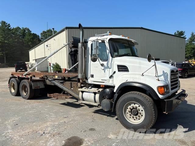 Mack CV713 Ramenové nosiče kontejnerů