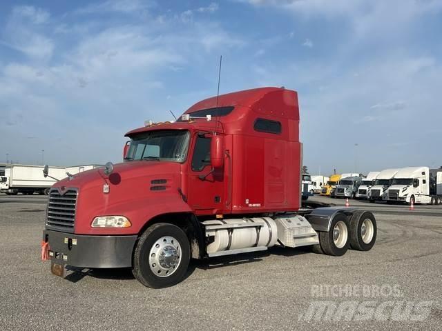 Mack CX613 Tahače