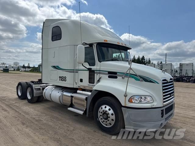 Mack CXU613 Tahače