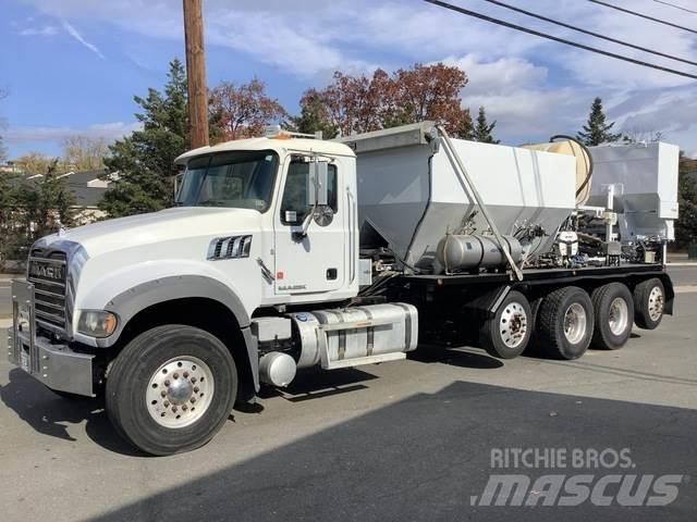 Mack GU713 Domíchávače betonu