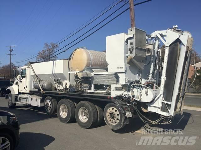 Mack GU713 Domíchávače betonu