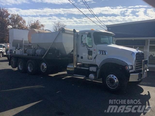 Mack GU713 Domíchávače betonu