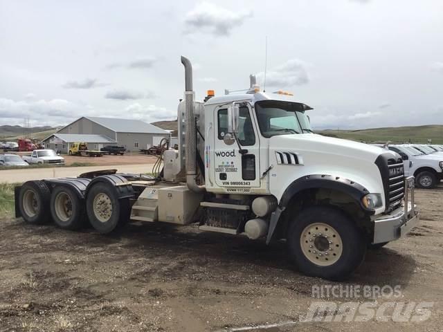 Mack GU713 Tahače