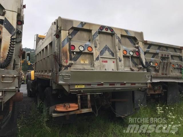 Mack GU713 Sněžné pluhy, přední sněhové radlice