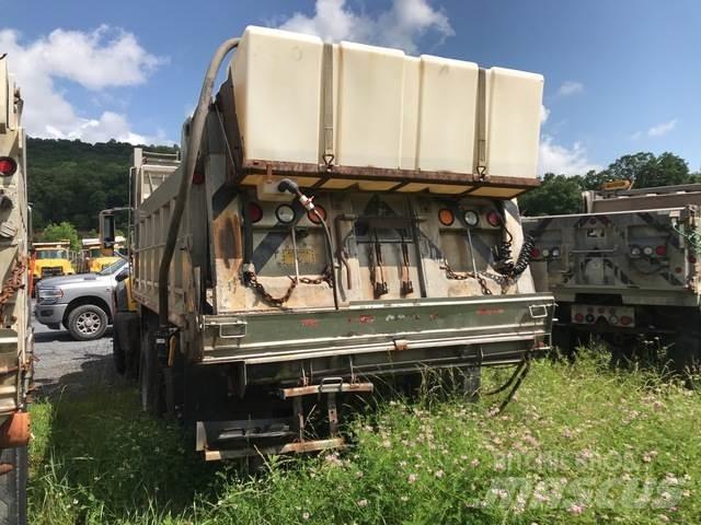 Mack GU713 Sněžné pluhy, přední sněhové radlice