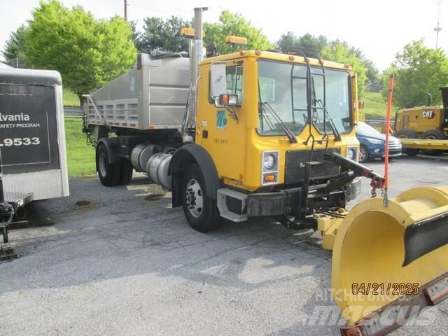 Mack MR690P Sněžné pluhy, přední sněhové radlice