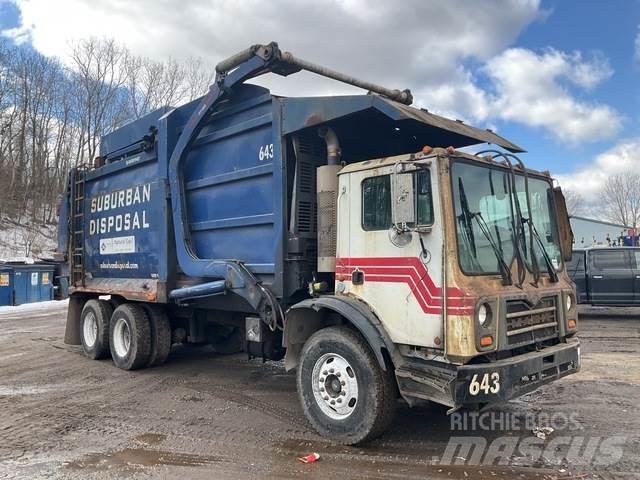 Mack MRU613 Popelářské vozy