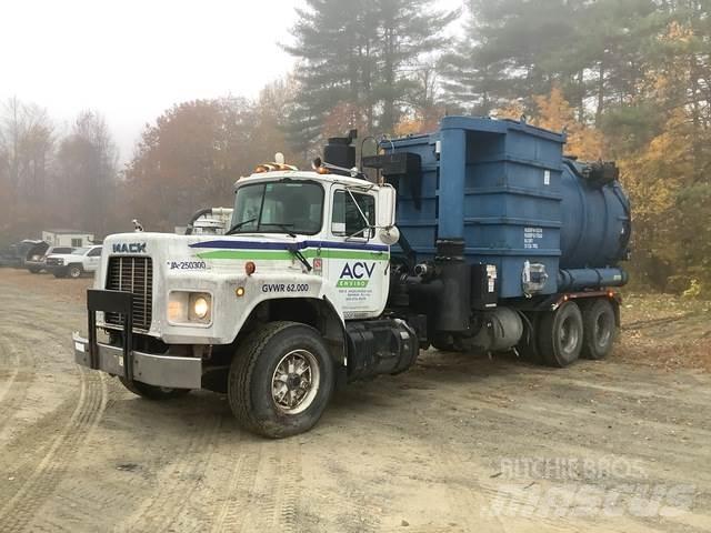 Mack RB690S Kombinované/Čerpací cisterny