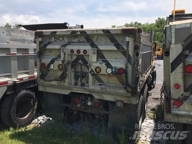 Mack RD600 Sněžné pluhy, přední sněhové radlice
