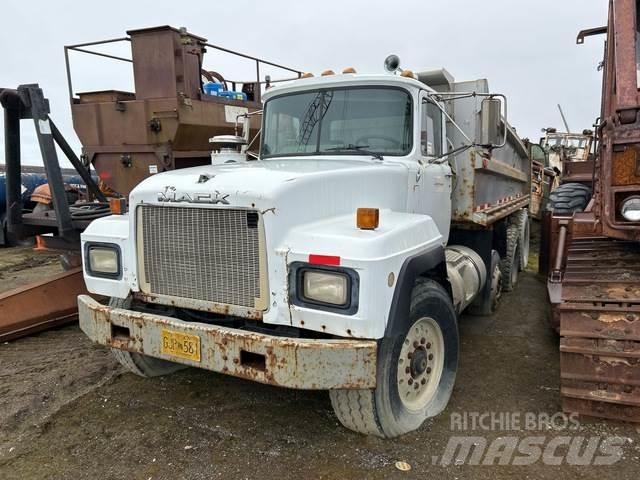 Mack RD688S Sklápěče