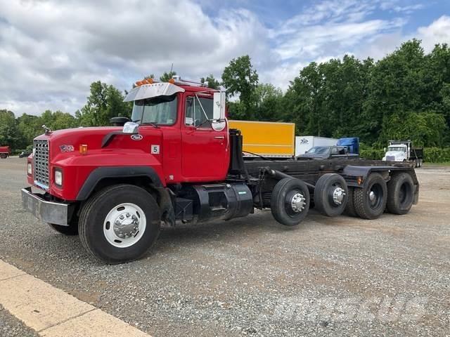 Mack RD688S Ramenové nosiče kontejnerů