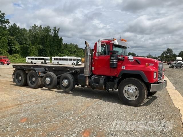 Mack RD688S Ramenové nosiče kontejnerů