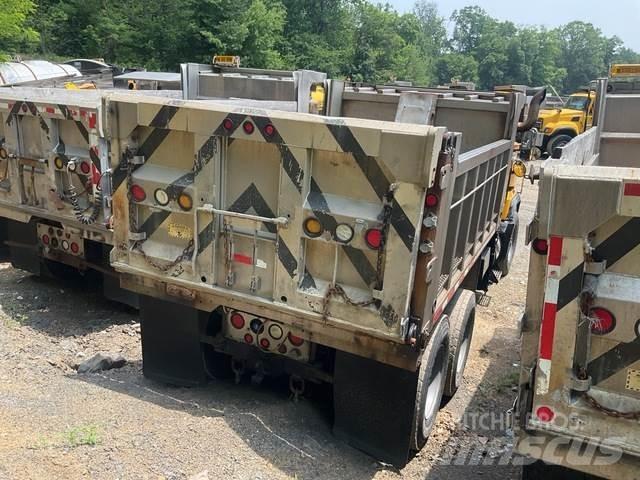 Mack RD688S Sypače písku a soli