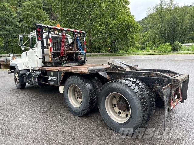 Mack RD688S Valníky/Sklápěcí bočnice