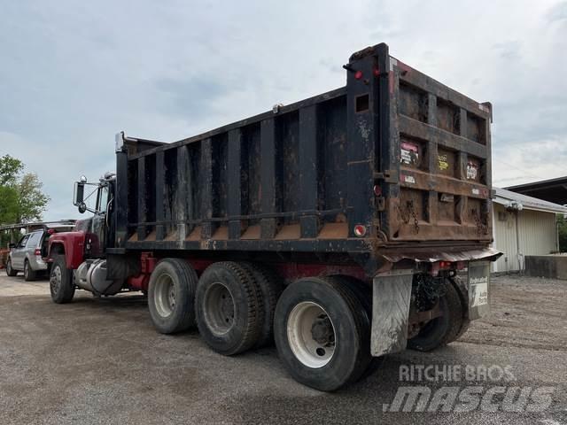 Mack RD690S Sklápěče