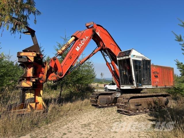 Madill 3200B Kácecí harvestory