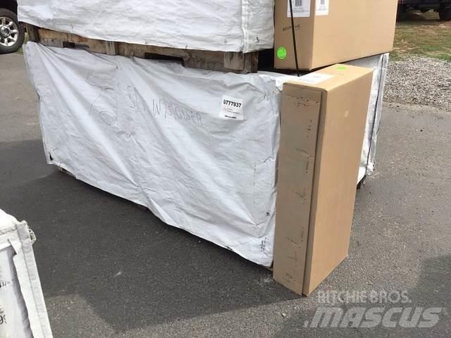 Mahindra  Další silniční a sněhové stroje