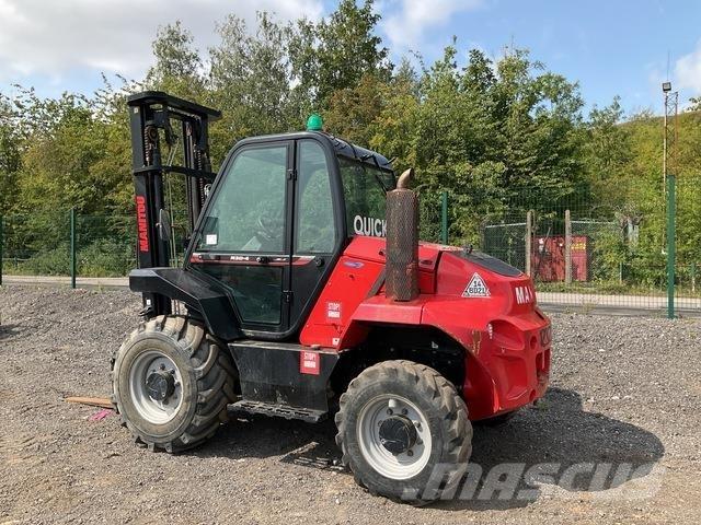 Manitou M30-4 Terénní vysokozdvižné vozíky
