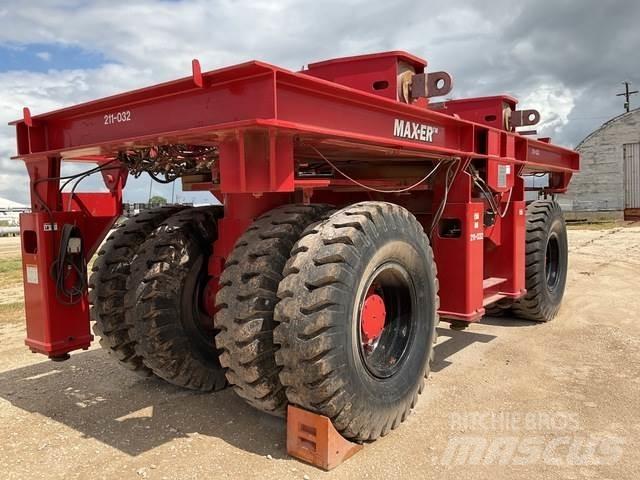 Manitowoc 2250 Součásti a zařízení k jeřábům