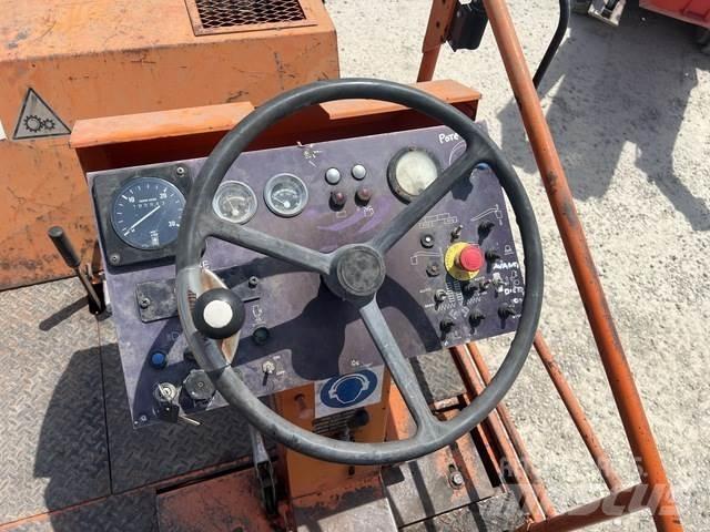 Marini P176 Finišery