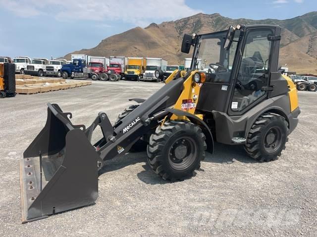 Mecalac AX850 Kolové nakladače