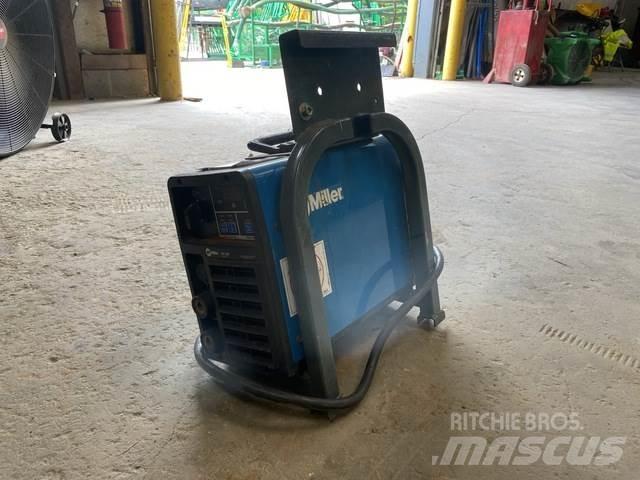 Miller CST 282 Svářecí stroje