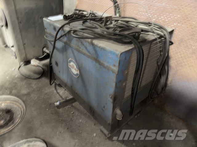 Miller SRH-444 Svářecí stroje