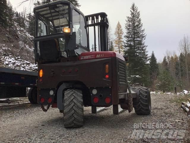 Moffett M55 Závěsné vysokozdvižné vozíky