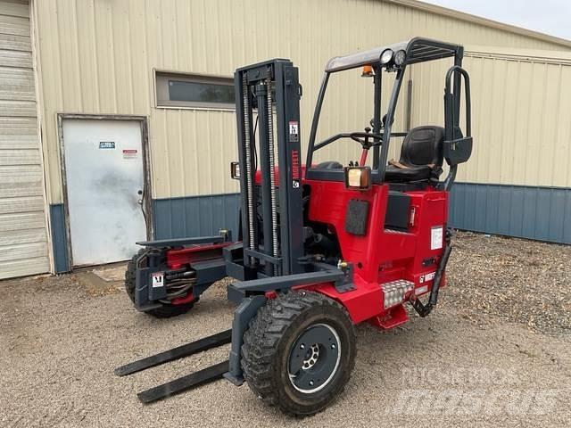 Moffett M55.4 Závěsné vysokozdvižné vozíky