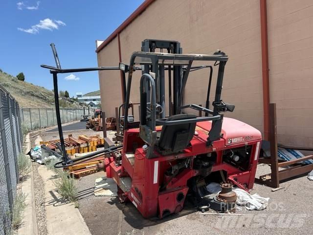 Moffett M55.4 Závěsné vysokozdvižné vozíky