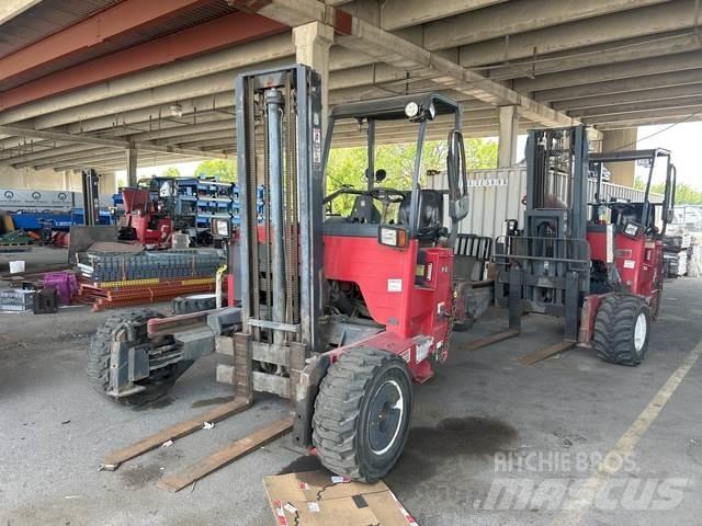 Moffett M55.4 Závěsné vysokozdvižné vozíky