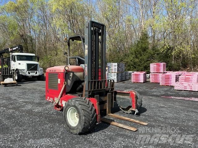 Moffett M5500 Závěsné vysokozdvižné vozíky