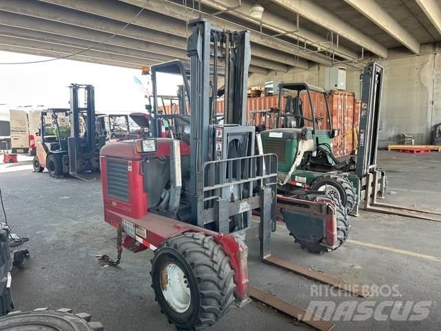 Moffett M55P Závěsné vysokozdvižné vozíky