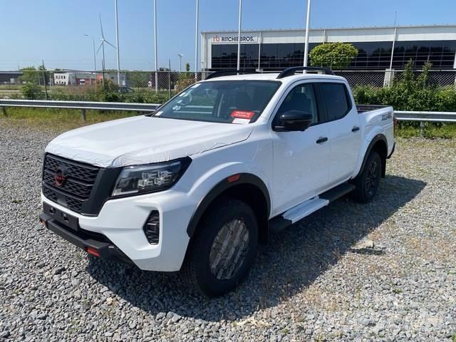 Nissan Navara Další