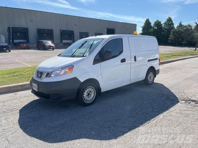 Nissan NV200 Dodávky