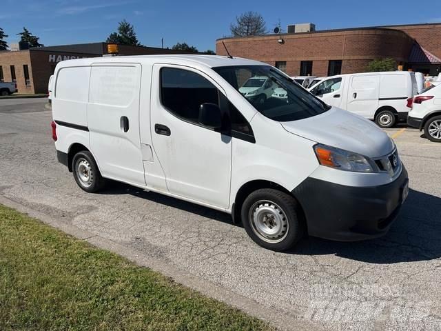 Nissan NV200 Dodávky