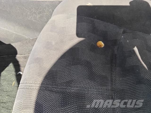 Nissan SYLPHY Osobní vozy