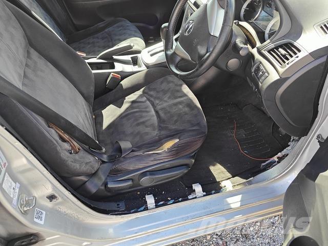 Nissan SYLPHY Osobní vozy