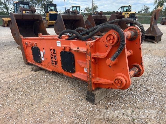 NPK E240A Bourací kladiva / Sbíječky