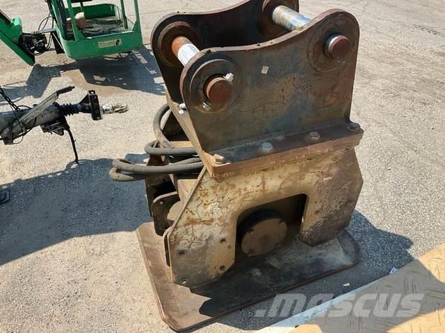 Okada OAC300 Kompaktory