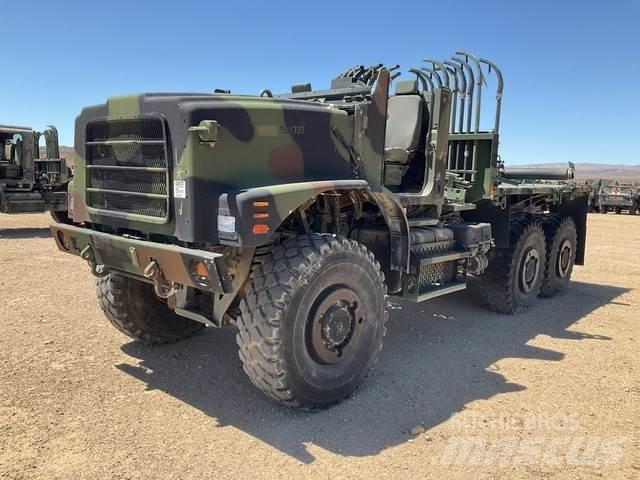 Oshkosh AMK23A1 Skříňová nástavba