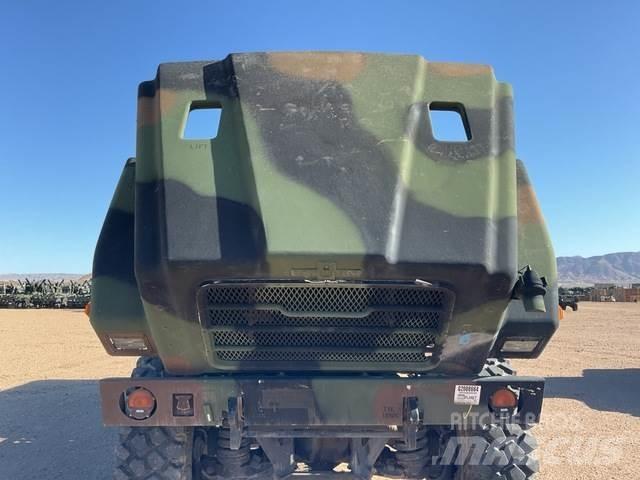 Oshkosh AMK29A1 Sklápěče